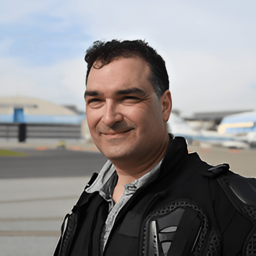 picture of team member Pete Bitar